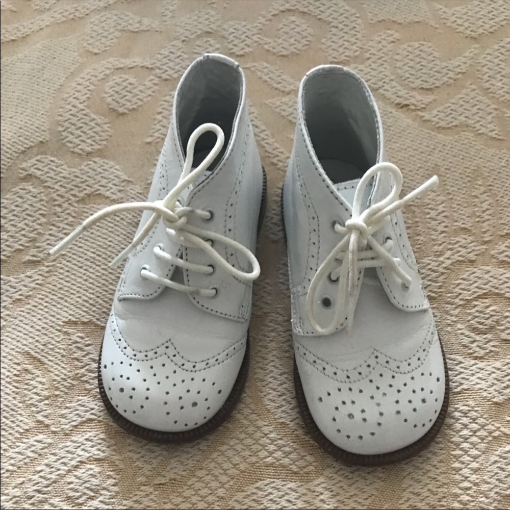 Joseph Allen kids white shoes.